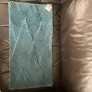 Williams Sonoma Home velvet/linen pillow